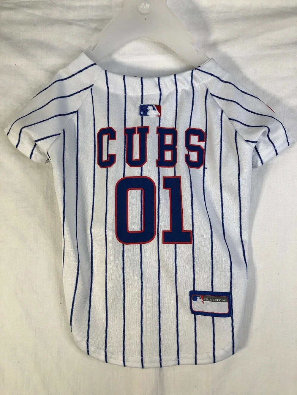 White & Blue Pinstripe Cubs Major Leauge Baseball Jersey for Dogs. Size L New